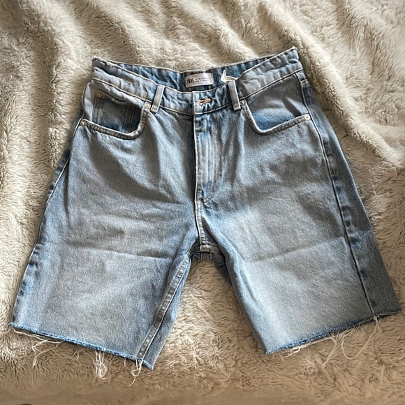 Zara Denim Bermuda Shorts - Picture 1 of 5
